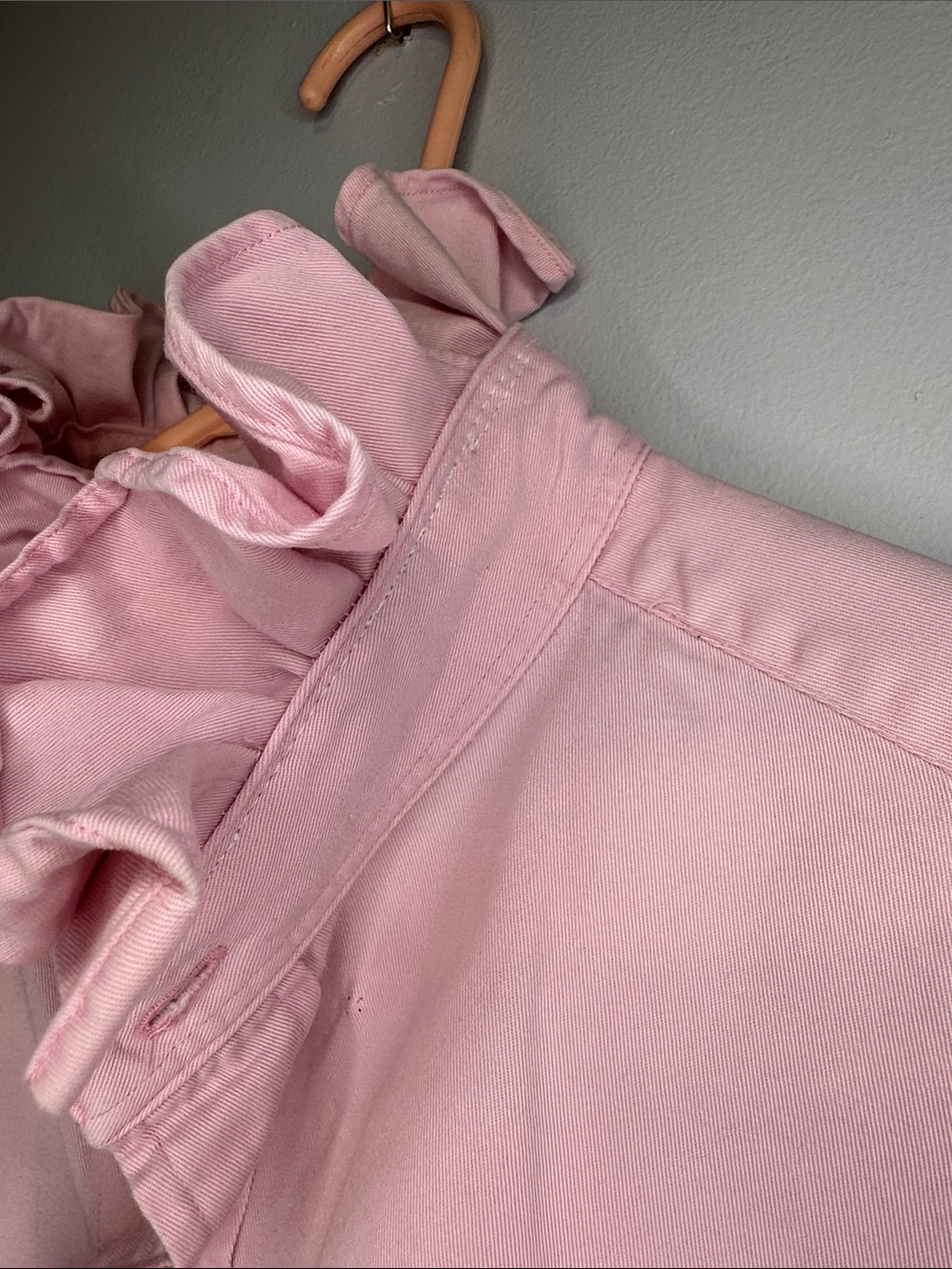 Ralph Lauren Light Pink Oxford Ruffled collar Shirt with Blue Pony - Picture 4 of 5